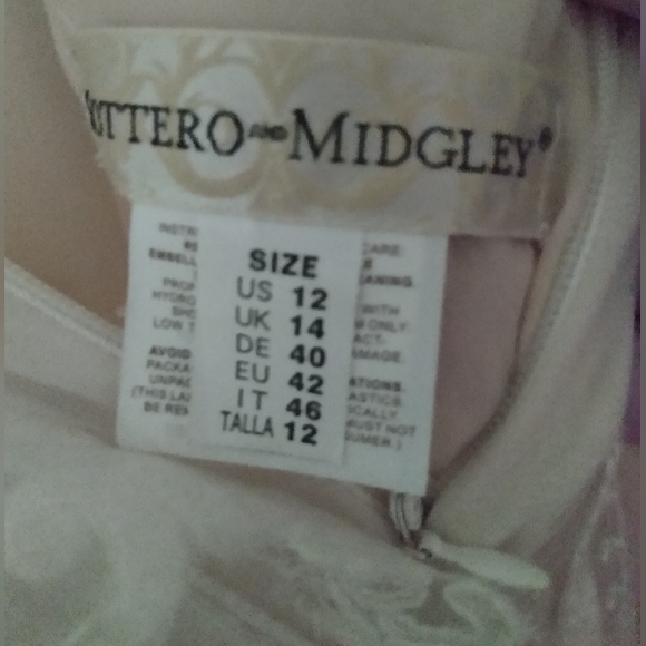 Sottero and Midgley "Cambridge" Gown - Picture 8 of 15